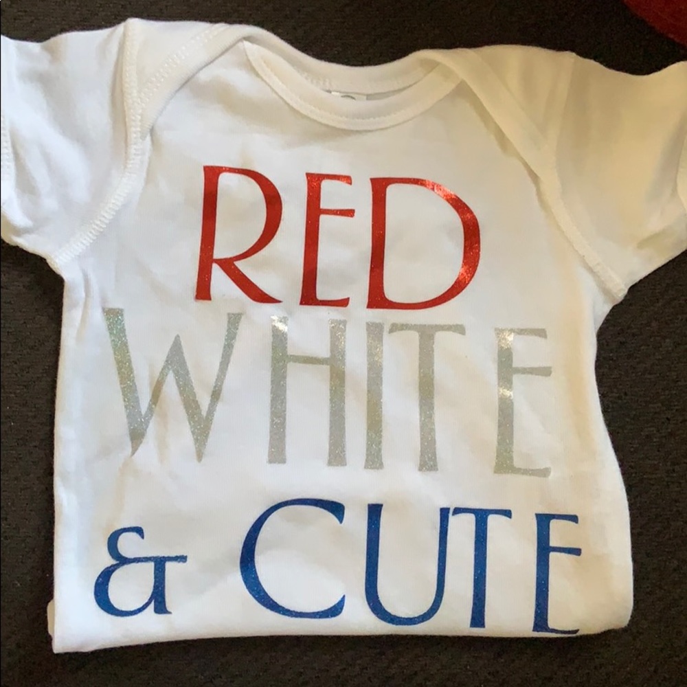 NEW. Red white and cute Fourth of July onesie